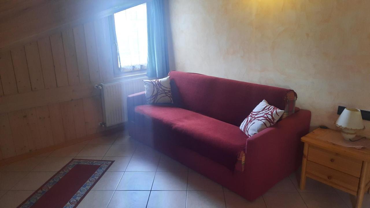 Ferienwohnung Monolocale Per Due Persone Commezzadura Exterior foto